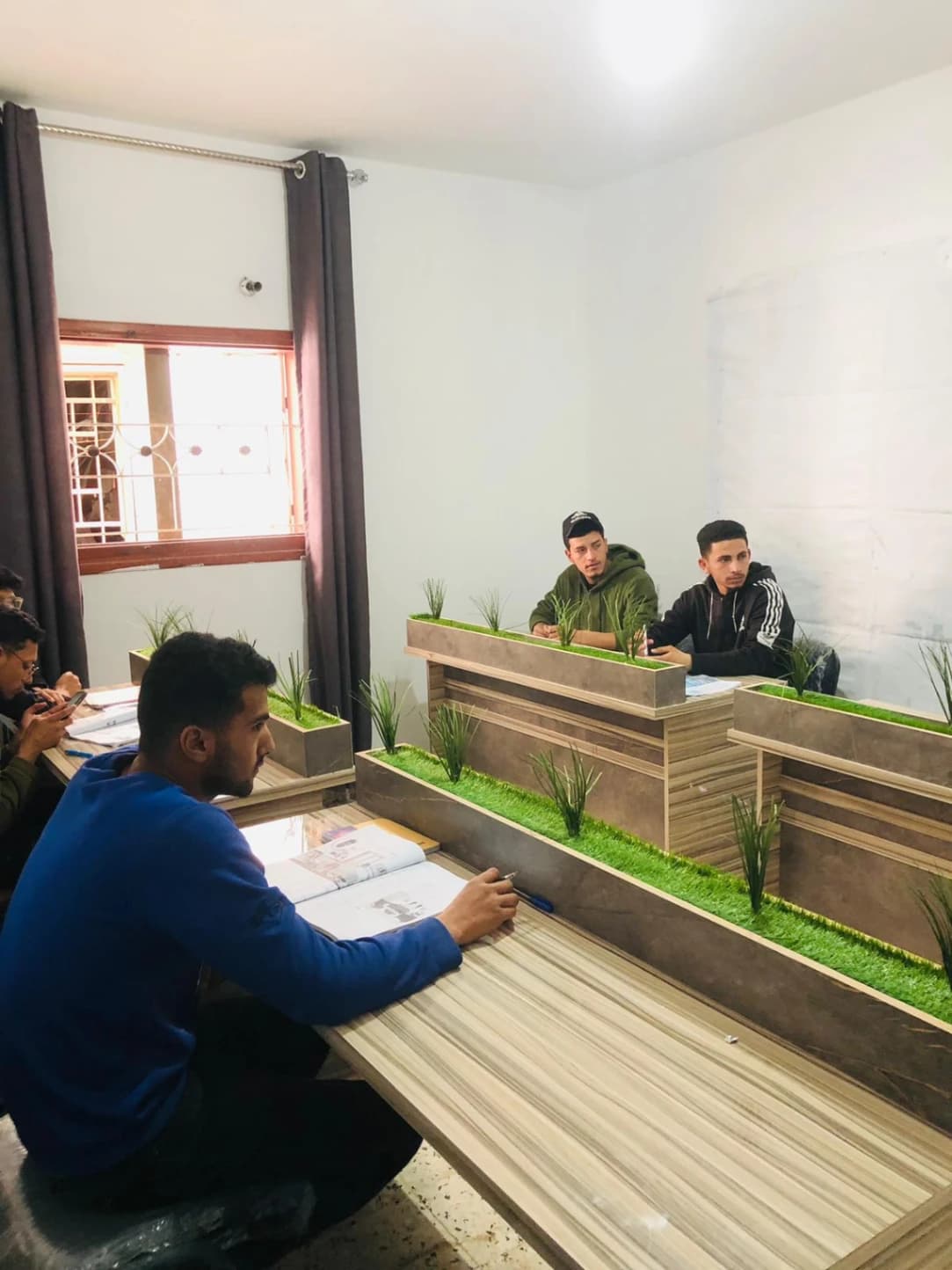 شركة آيدل لمساحات العمل والقاعات التدريبية gallery 3